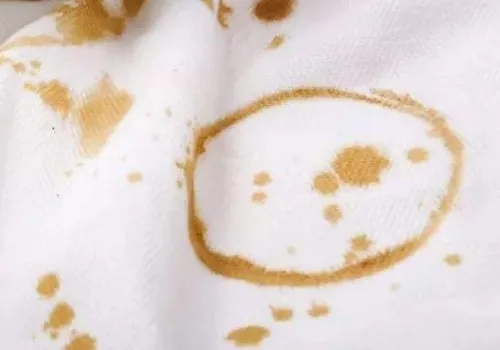 衣服上普洱茶漬怎么去除？