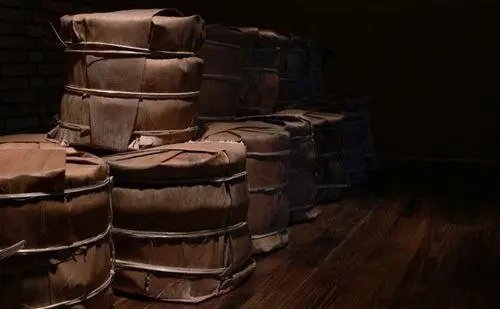 恐怖的普洱老茶翻新“技術(shù)倉”？