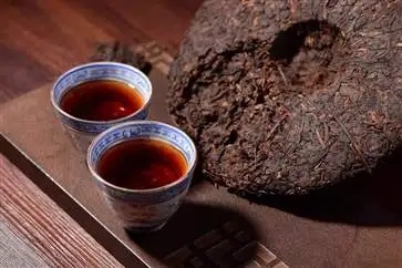 苦、澀味絕不是古樹普洱的霸氣，那也叫懂普洱茶，別逗了！