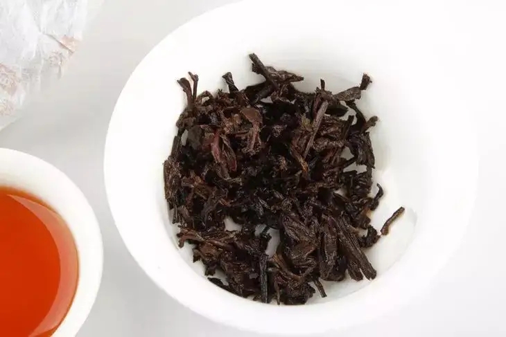 普洱熟茶好壞如何辨別？行家教你3步走！聞茶香、品茶湯、鑒葉底