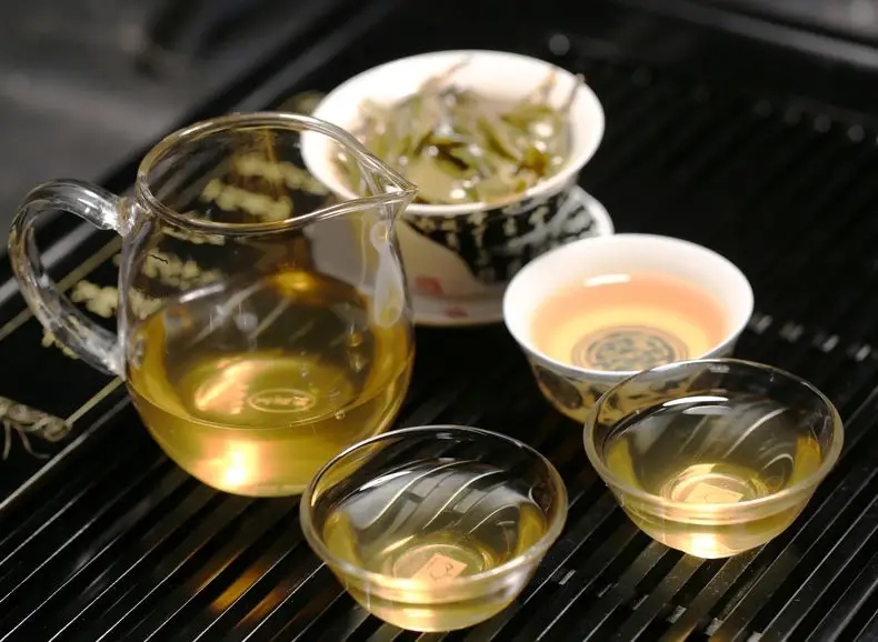 泡茶用什么水？礦泉水，純凈水還是自來水？老中醫(yī)的做法值得參考