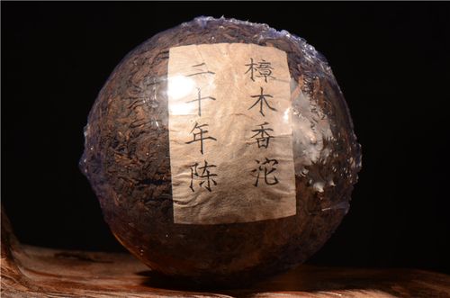 收藏普洱茶，應選擇知名品牌還是小品牌？